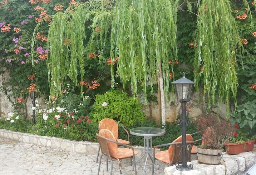 اتاق سوپریور, Villa Cardak