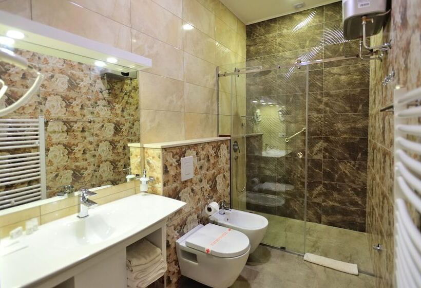 اتاق سوپریور, Villa Cardak