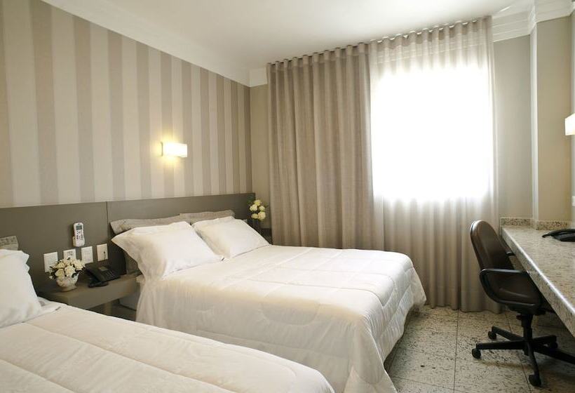 غرفة ديلوكس ثلاثية, Nohotel Premium Americana