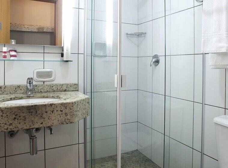 غرفة ديلوكس ثلاثية, Nohotel Premium Americana