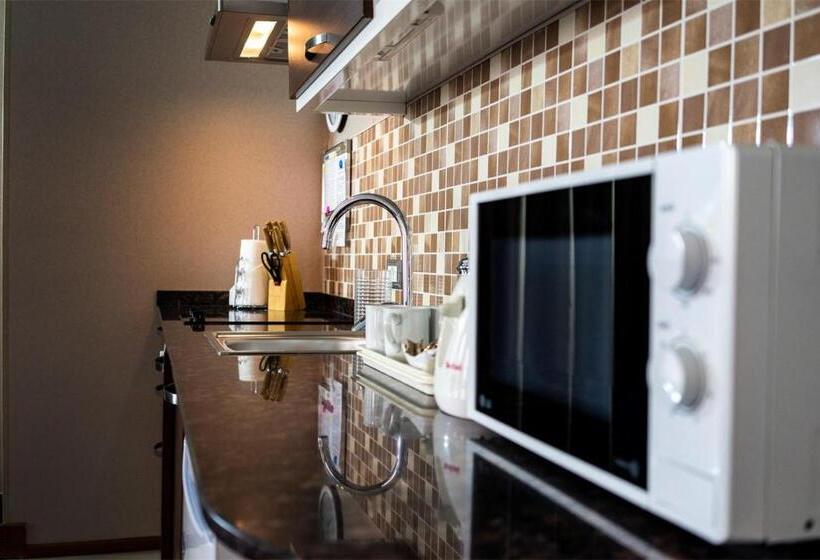 اتاق سوپریور با تخت بزرگ, Parkside Hotel & Apartments