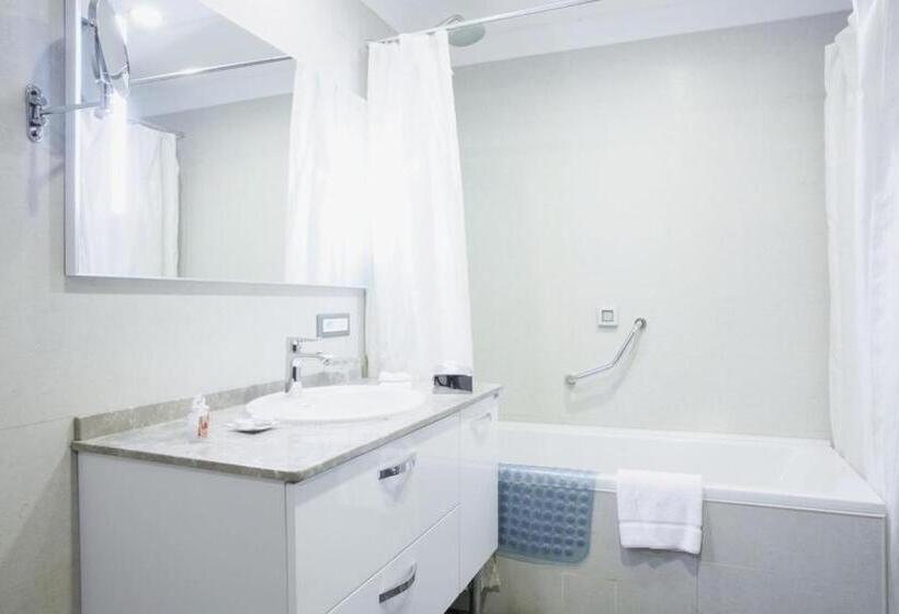 اتاق خانوادگی, Parkside Hotel & Apartments