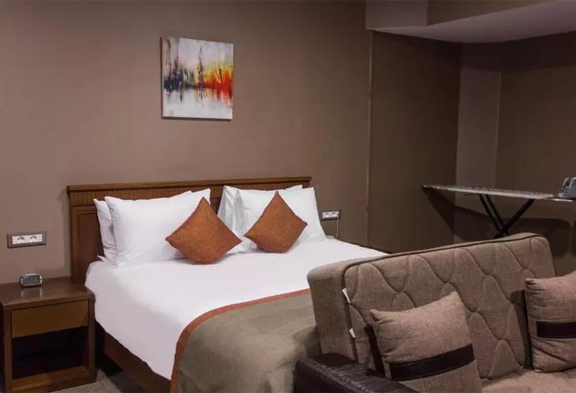 اتاق خانوادگی, Parkside Hotel & Apartments