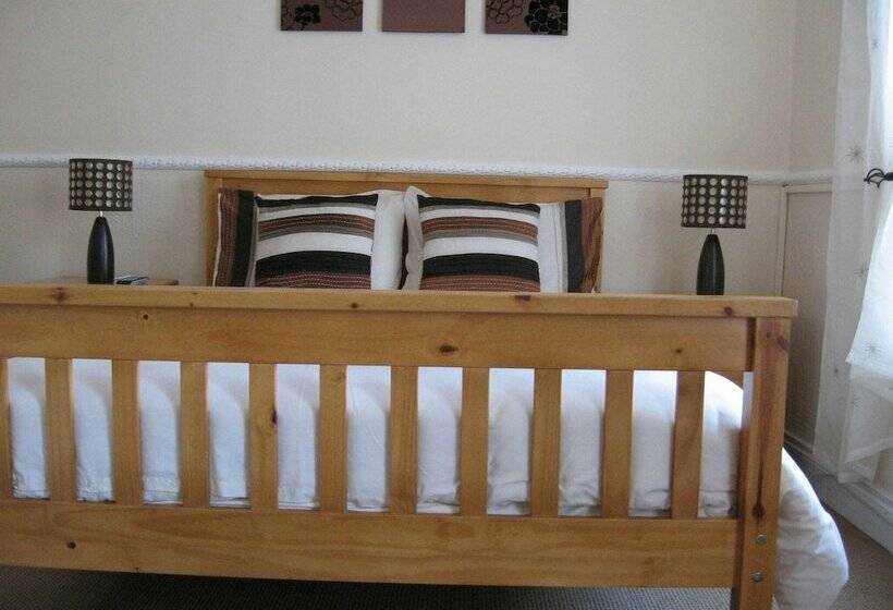 Номер Стандарт, Phoenix B&b