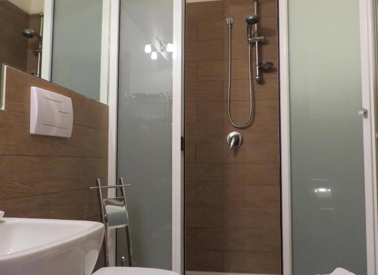 غرفة قياسية ثلاثية, B&b Al Teatro Massimo