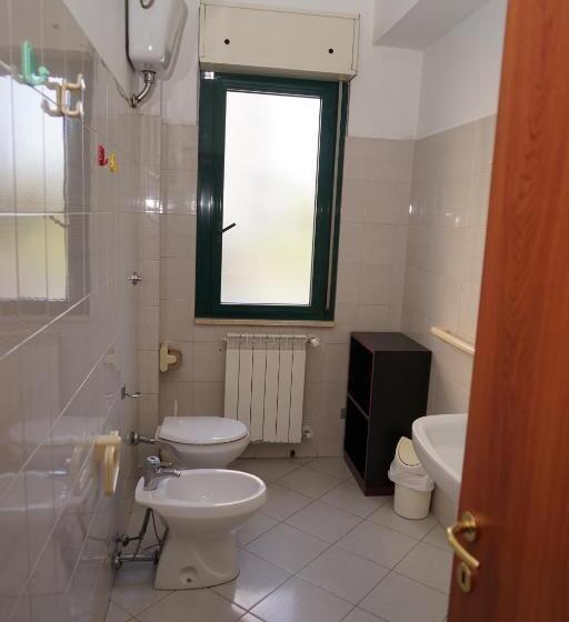 스탠다드 스튜디오, Club Hotel Le Nazioni