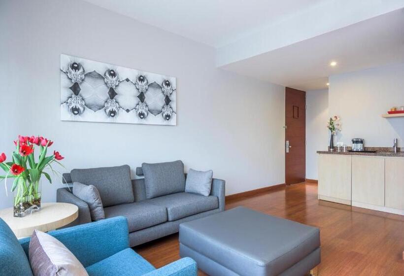 套房, Cosmos 100 Executive