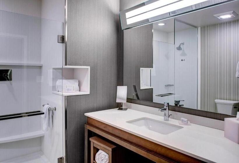 غرفة قياسية سرير كينج, Courtyard By Marriott Nashville Mount Juliet