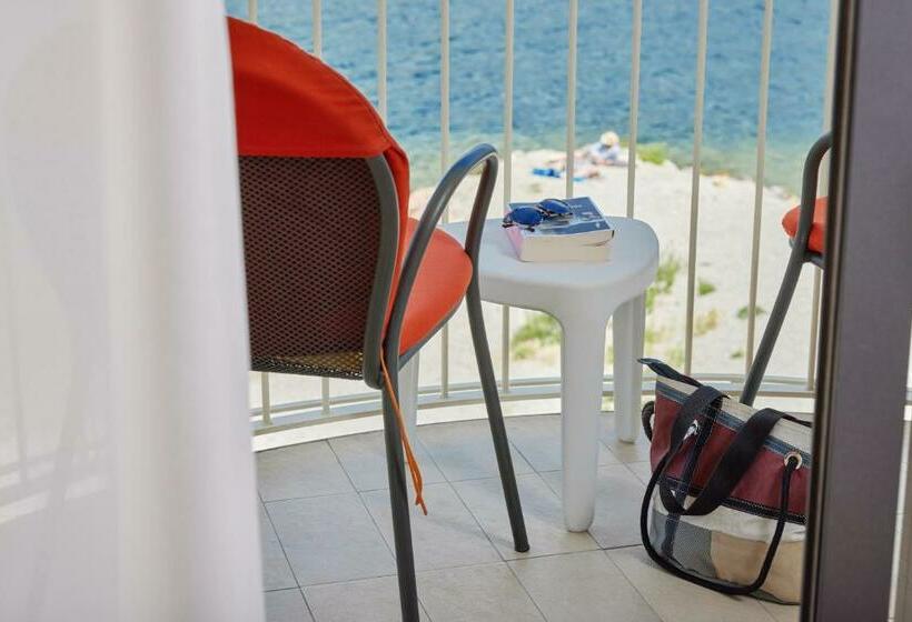 디럭스 룸 호수 전망, Europa