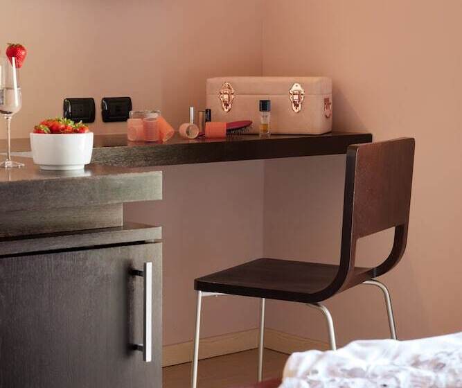 스탠다드 룸, Europa