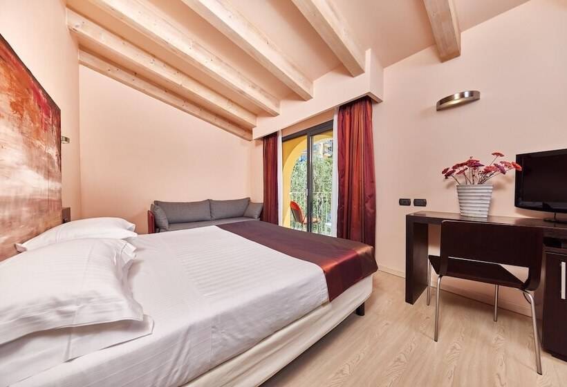 스탠다드 룸, Europa