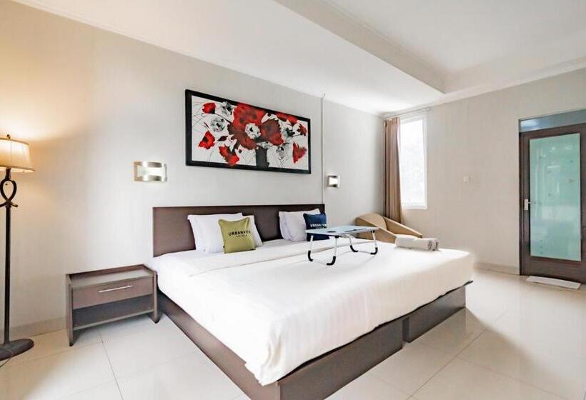 Suite, Urbanview Hotel Grand Malabar Bandung