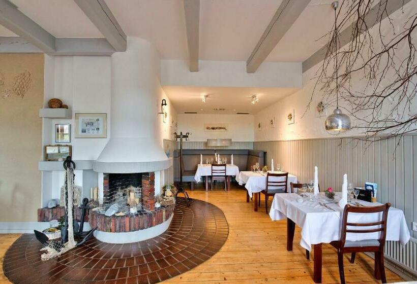 标准单人间, Packhaus