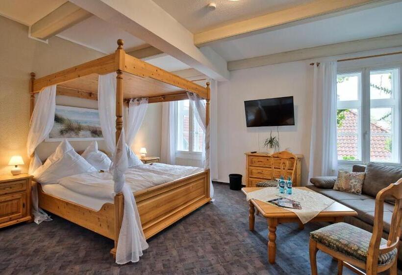 舒适三人间, Packhaus