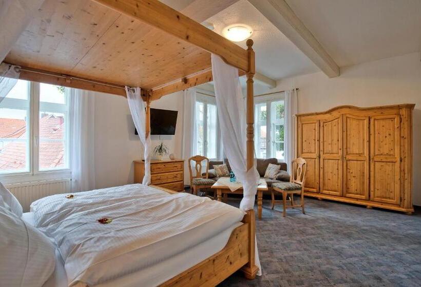 舒适三人间, Packhaus