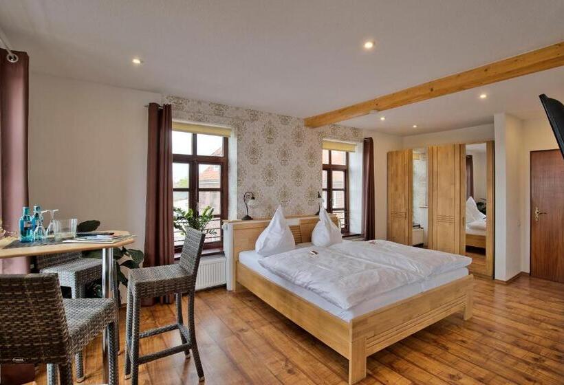 带海景的复工套房, Packhaus