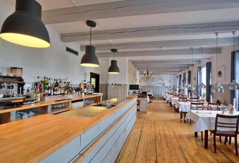 带海景的复工套房, Packhaus