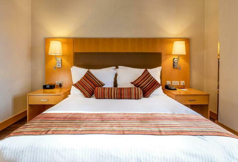 Suite Ejecutiva Cama King, Ramada Addis, Addis Ababa