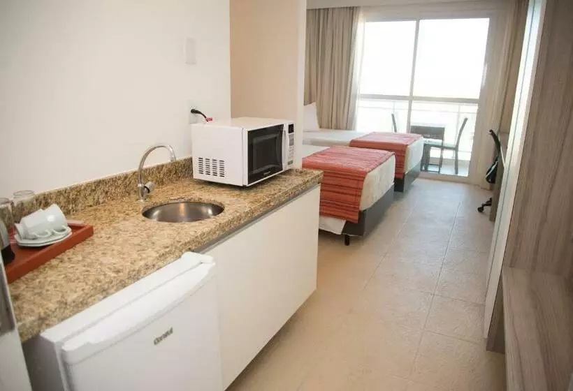 バルコニー付きスタンダードルーム, Ramada By Wyndham Macae Hotel & Suites