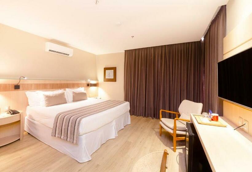 חדר משפחתי, Ritz Copacabana Boutique