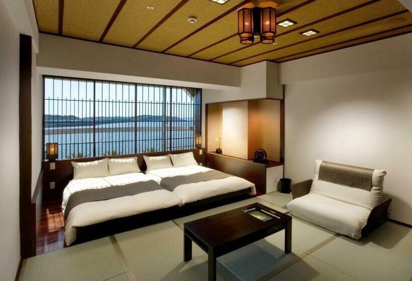 اتاق سوپریور, Sago Royal