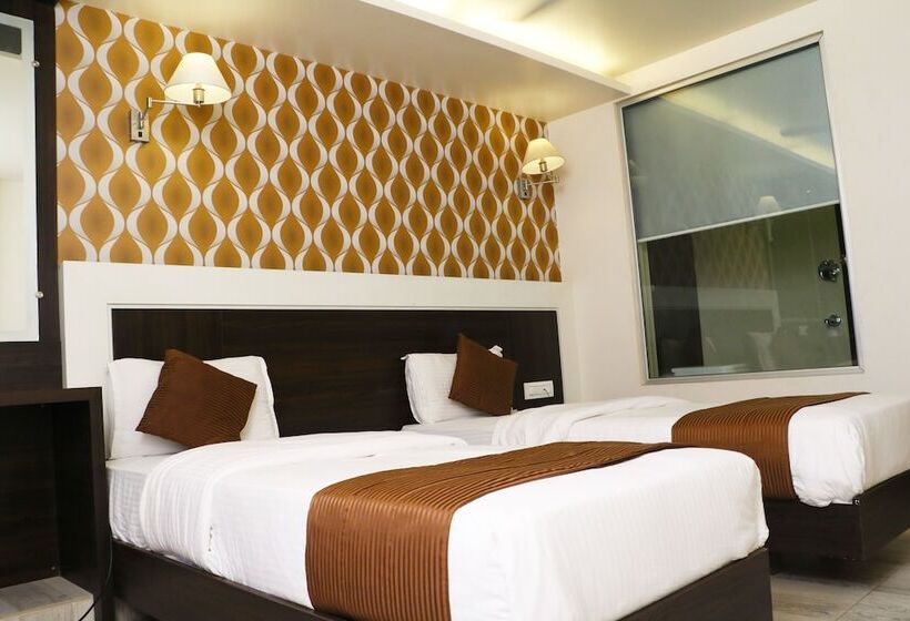 חדר אקזקיוטיב, Sai Residency