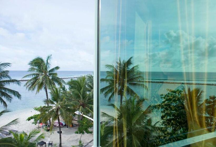 اتاق استاندارد با تخت بزرگ, Season At Hulhumale