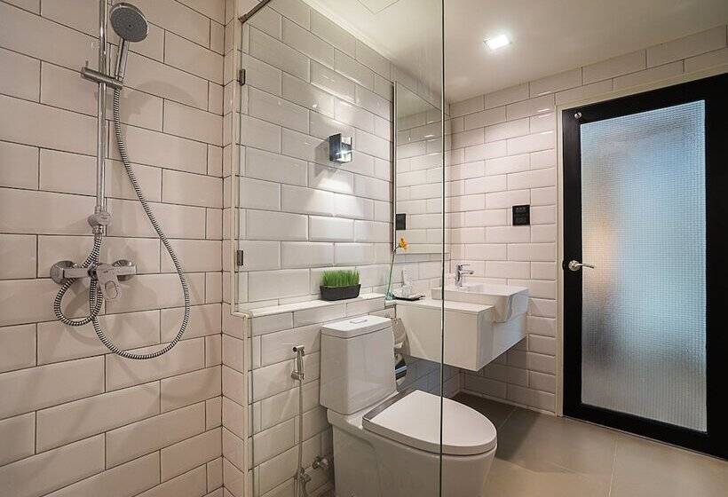 غرفة سوبيريور, Sunshine Hip