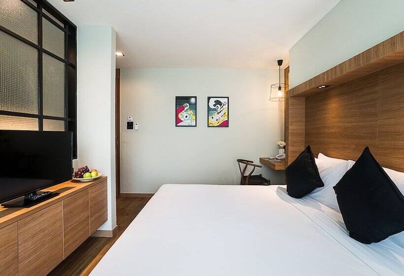 غرفة سوبيريور, Sunshine Hip