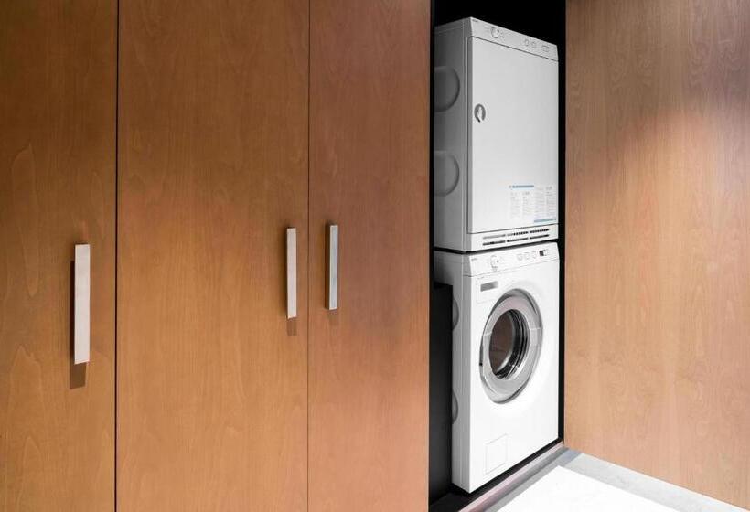 带海景的复工套房, The Ritzcarlton Residences, Waikiki Beach