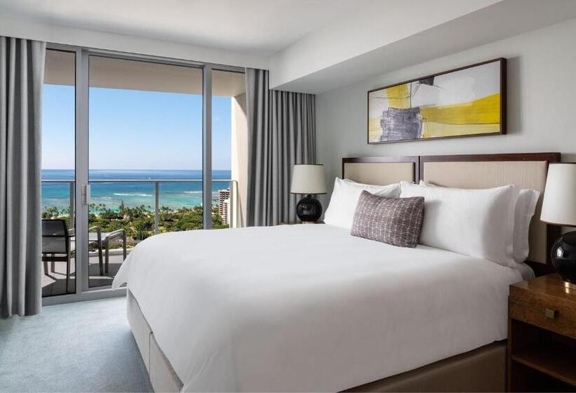 Люкс 3 Спальни, The Ritzcarlton Residences, Waikiki Beach
