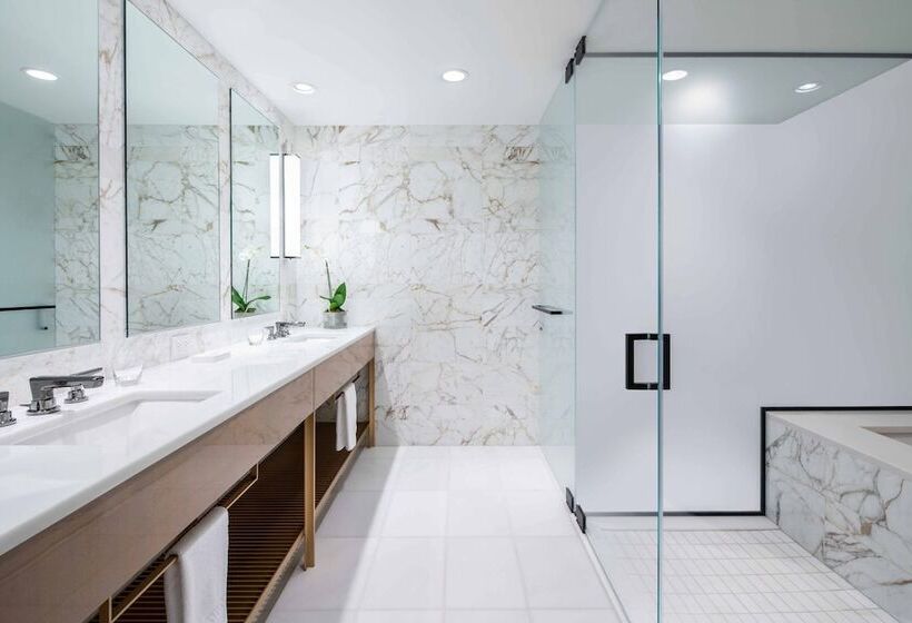 高级两卧套房, The Ritzcarlton Residences, Waikiki Beach