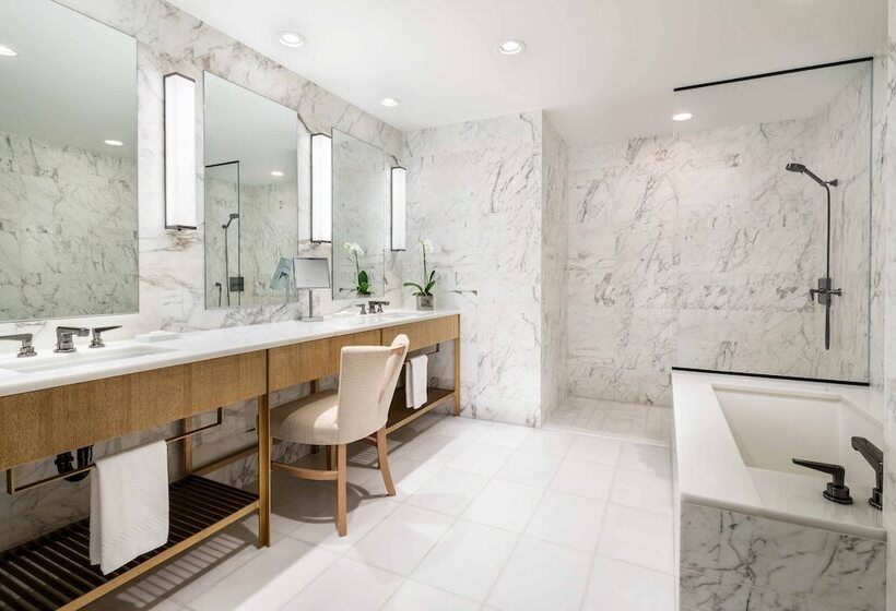 三卧高级套房, The Ritzcarlton Residences, Waikiki Beach