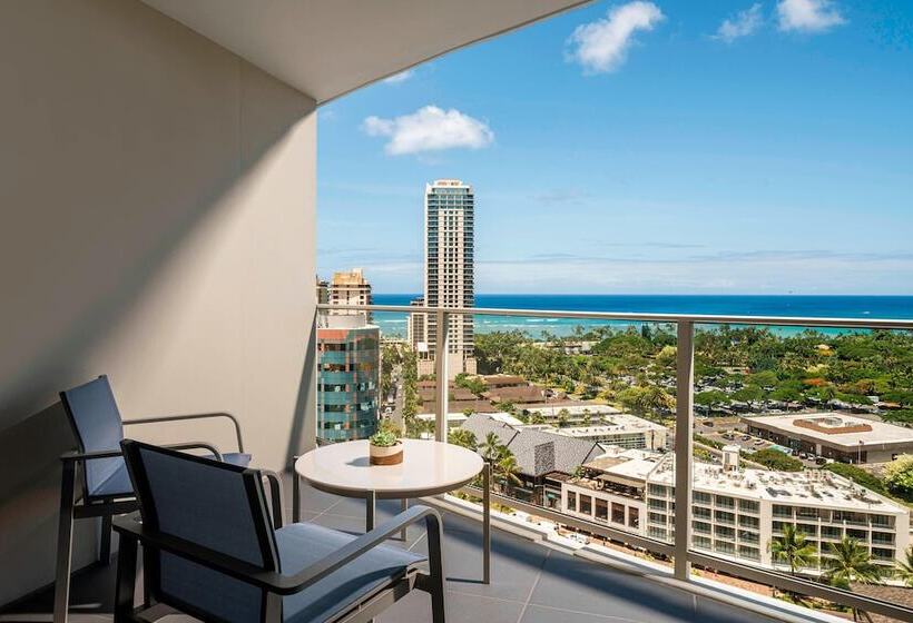 Люкс Deluxe Вид на Море, The Ritzcarlton Residences, Waikiki Beach