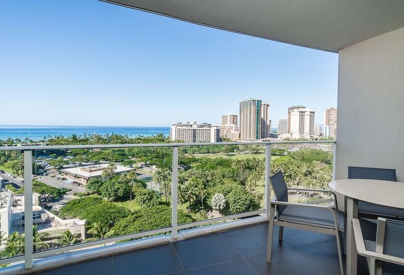带海景的复工套房, The Ritzcarlton Residences, Waikiki Beach