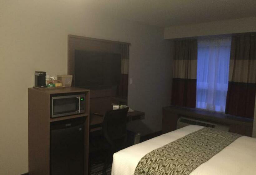 Номер Стандарт, Microtel Inn & Suites By Wyndham Kirkland Lake