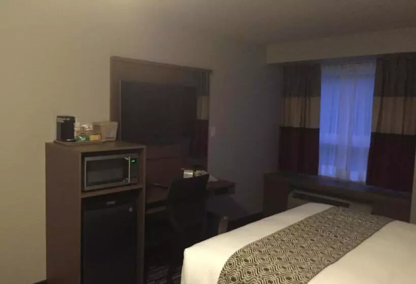 デラックススイート, Microtel Inn & Suites By Wyndham Kirkland Lake