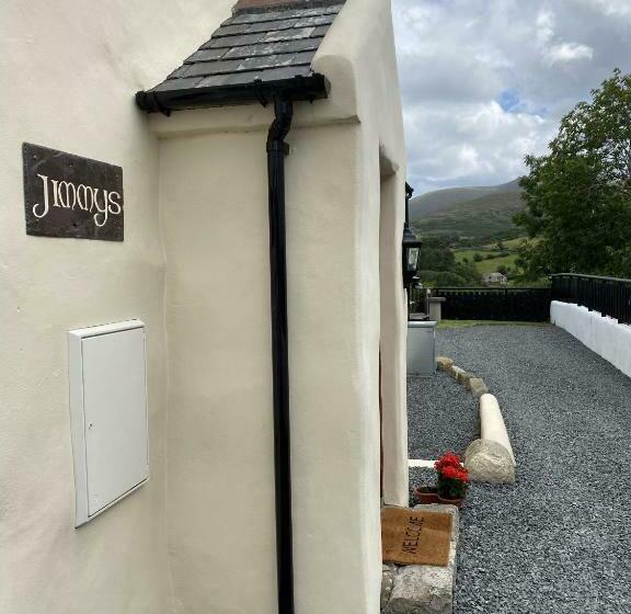 منزل 3 غرف نوم, Millers Close Holiday Cottages