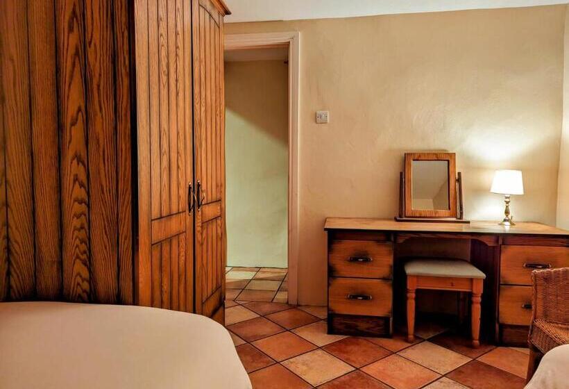 منزل 3 غرف نوم, Millers Close Holiday Cottages