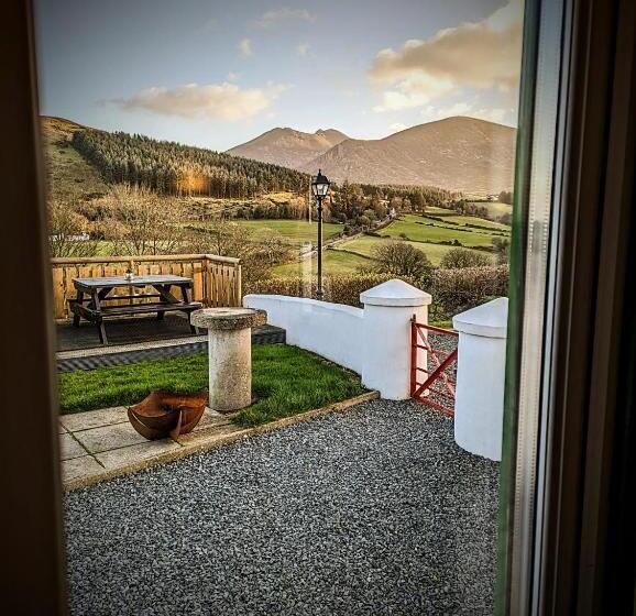 منزل غرفتين نوم, Millers Close Holiday Cottages