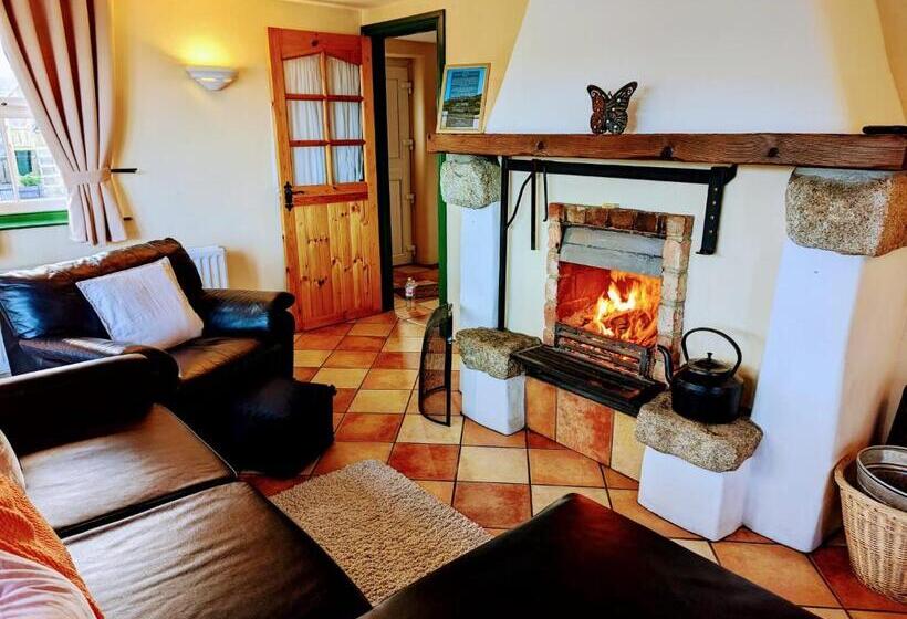 منزل غرفتين نوم, Millers Close Holiday Cottages