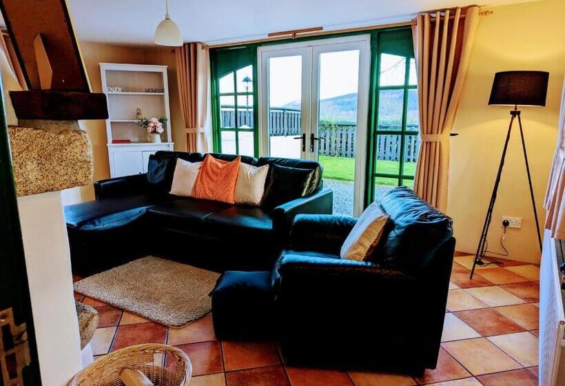 منزل غرفتين نوم, Millers Close Holiday Cottages