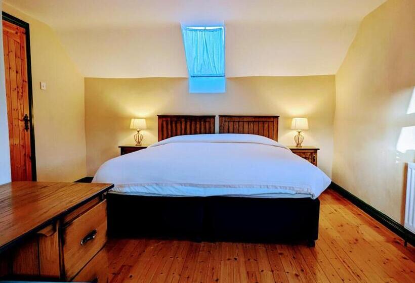 Дом 2 Спальни, Millers Close Holiday Cottages