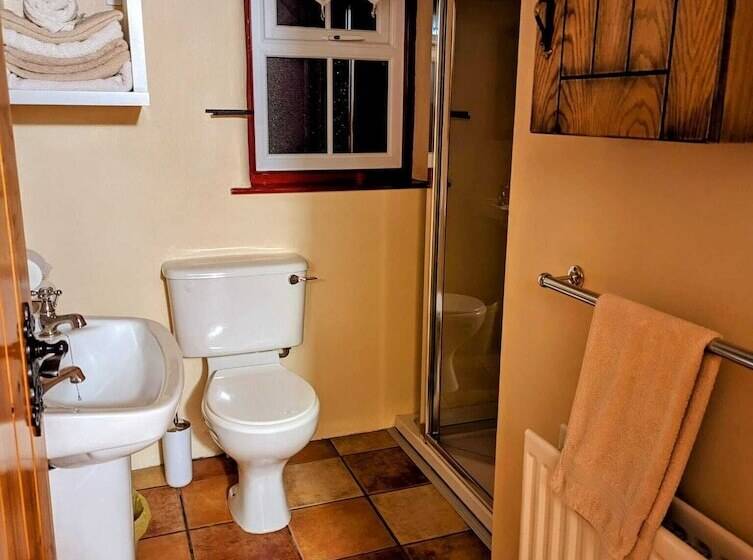 منزل 3 غرف نوم, Millers Close Holiday Cottages