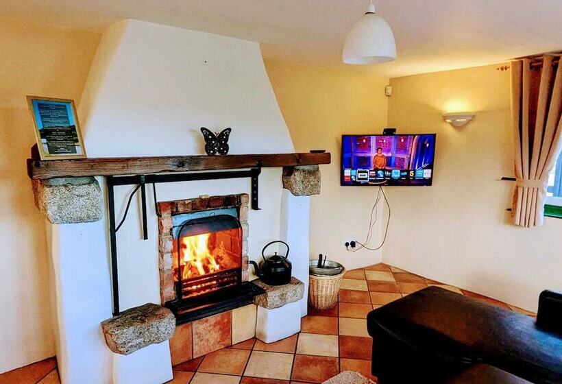 منزل غرفتين نوم, Millers Close Holiday Cottages