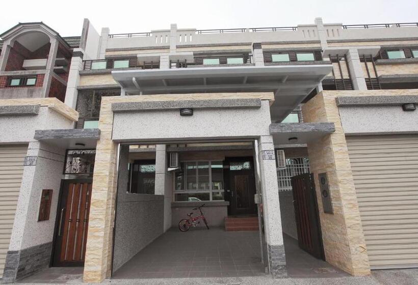 اتاق سوپریور, Dali Moonlight B&b