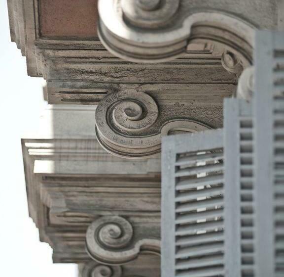 스탠다드 트리플 발코니 룸, Marlin Rooms