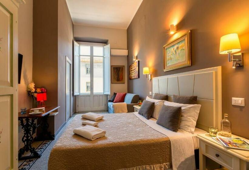 스탠다드 트리플 발코니 룸, Marlin Rooms