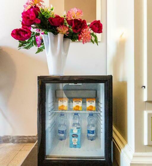 스탠다드 트리플 발코니 룸, Marlin Rooms