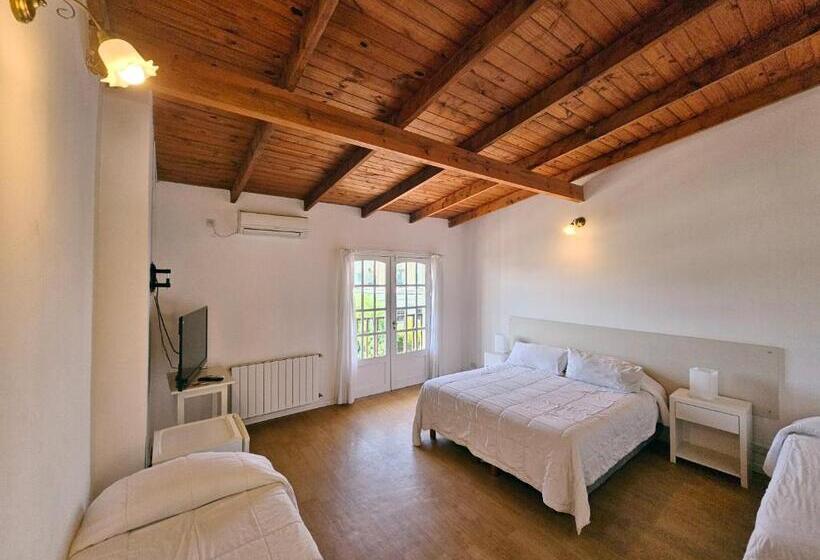 اتاق استاندارد چهارنفره با بالکن, Sh Hotel & Spa De Mar Samay Huasi